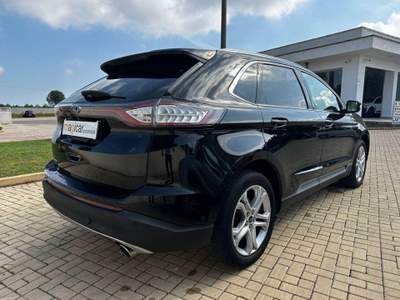 Ford Edge  2.0 tdci Titanium s&s awd 210cv powershift Nero usata Alessano