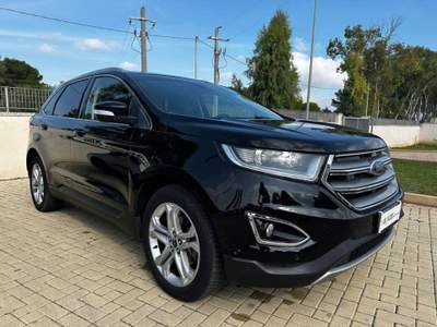 Ford Edge  2.0 tdci Titanium s&s awd 210cv powershift Nero usata Alessano