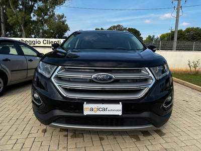Ford Edge  2.0 tdci Titanium s&s awd 210cv powershift Nero usata Alessano