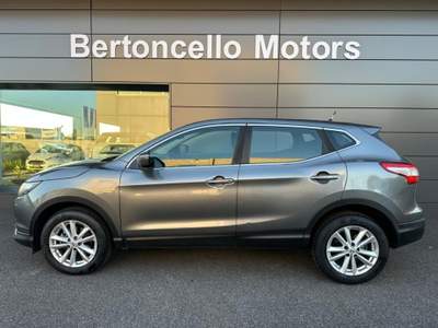 Nissan Qashqai 1.2 DIG-T 116cv Acenta TELECAMERA-NEOPATENTATI Grigio usata Castelfranco Veneto