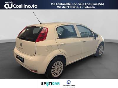 Fiat Punto 1.4 77 CV 5 porte Easypower Lounge GPL Bianco usata Sala Consilina