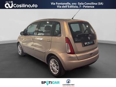 Lancia Musa 1.4 Argento Ecochic GPL Oro usata Sala Consilina