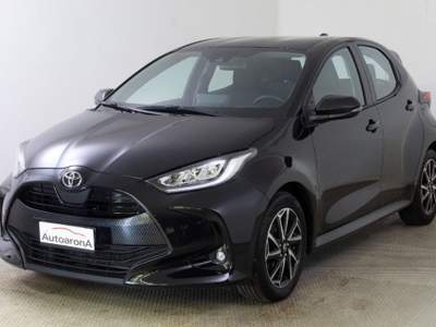 Toyota Yaris 1.0 5 porte Trend Nero usata Paruzzaro