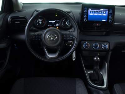 Toyota Yaris 1.0 5 porte Trend Nero usata Paruzzaro