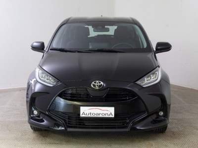 Toyota Yaris 1.0 5 porte Trend Nero usata Paruzzaro