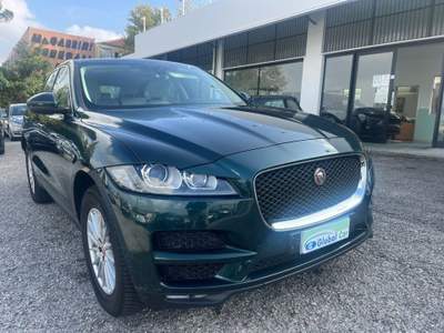Jaguar F-Pace 2.0 D 180 CV aut. Verde usata Coriano