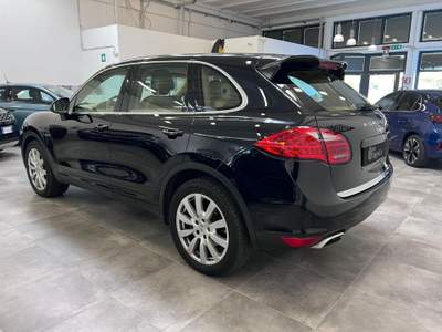 Porsche Cayenne 3.0 Diesel Nero usata Pesaro