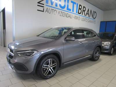 Mercedes-Benz GLA Automatic Progressive Navi Led Pelle Gancio Promo Grigio usata Piacenza
