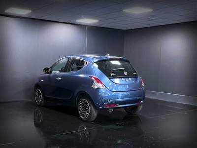 Lancia Ypsilon Hybrid Ecochic 5p. S&S Gold Blu/Azzurro usata Orbassano