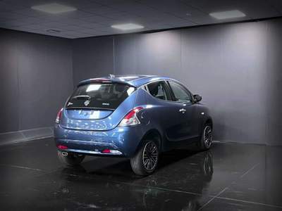 Lancia Ypsilon Hybrid Ecochic 5p. S&S Gold Blu/Azzurro usata Orbassano