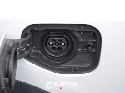 Audi Q3 q3 45 1.4 tfsi e business s-tronic Bianco usata Barzago