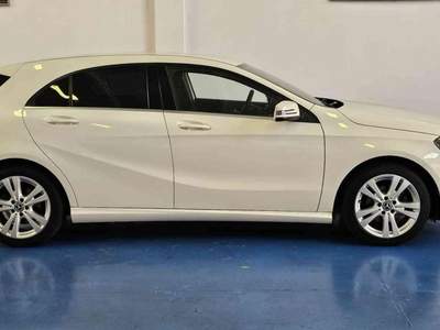 Mercedes-Benz Classe A d SPORT NAVI-PELLE-PDC-OKneopatentati Bianco usata VIZZOLO PREDABISSI