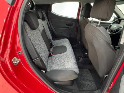 Lancia Ypsilon 1.0 FireFly 5 porte S&S Hybrid Ecochic Silver Rosso usata Lurate Caccivio