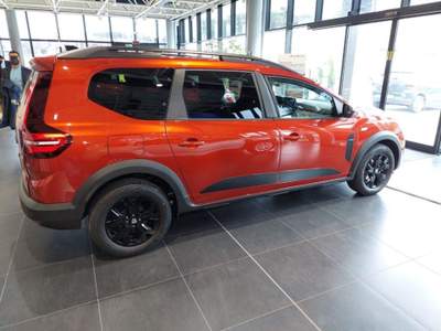 Dacia Jogger 1.0 TCe GPL 100 CV 7 posti Extreme Bianco usata ROMA