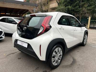 Toyota Aygo 1.0 VVT-i 72 CV 5 porte Active S-CVT Bianco usata Cinisello Balsamo