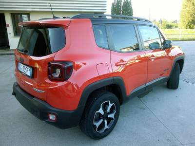 Jeep Renegade 1.3 T4 240CV PHEV 4xe AT6 Trailhawk Arancione usata San Pietro di Feletto