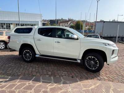 Mitsubishi L200 2.3 D Double Cab 4x4 Super Select +R/D lock aut. Bianco usata Guarene