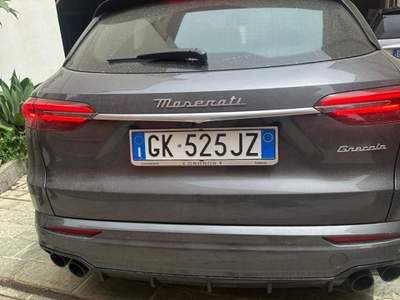 Maserati Grecale benzina /elettrica Grigio usata Alì Terme