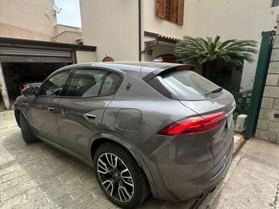 Maserati Grecale benzina /elettrica Grigio usata Alì Terme