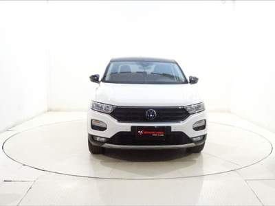 Volkswagen T-Roc 1.5 TSI ACT DSG Style BlueMotion Technology Bianco usata BOVISIO MASCIAGO