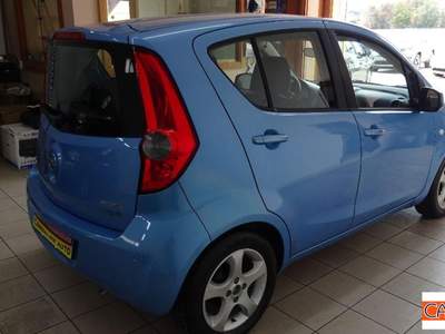 Opel Agila  Blu/Azzurro usata Brindisi