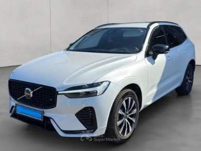 Volvo XC60 B4 (d) AWD automatico Plus Dark N1Autocarro usata Liscate