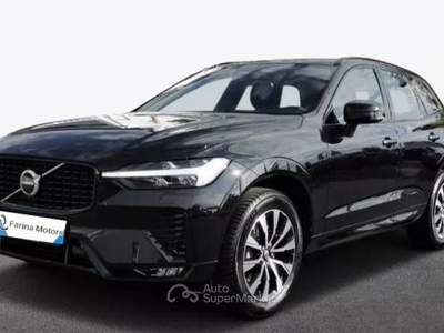 Volvo XC60 B4 (d) AWD automatico Plus Dark N1Autocarro usata Liscate
