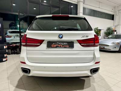 BMW X5 xDrive30d 258CV Msport *TAGLIANDI BMW* Bianco usata Bussero