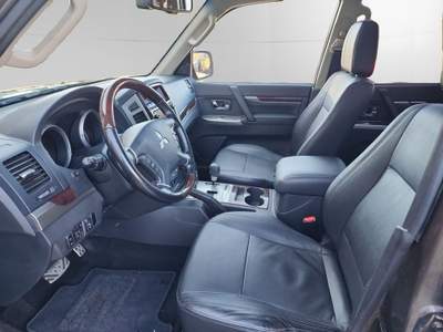 Mitsubishi Pajero 3.2 DI-D 16V aut. 5p. Top Marrone usata Castelnuovo Rangone