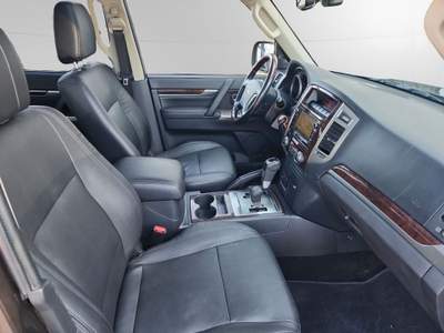 Mitsubishi Pajero 3.2 DI-D 16V aut. 5p. Top Marrone usata Castelnuovo Rangone
