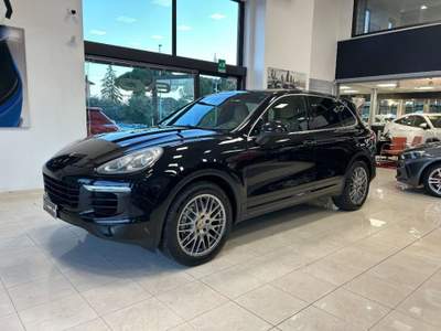 Porsche Cayenne 3.0 Diesel X C O M M E R C I A N T I Nero usata Perugia