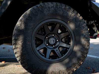 Jeep Wrangler IL PROPRIETARIO UN ESPERTO DELL'OVERLAND! Verde usata TREVIOLO