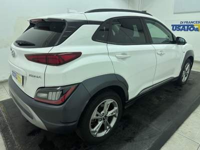 Hyundai Kona 1.0 t-gdi 48V Xline Safety Pack 2wd 120cv imt Bianco usata Pescara