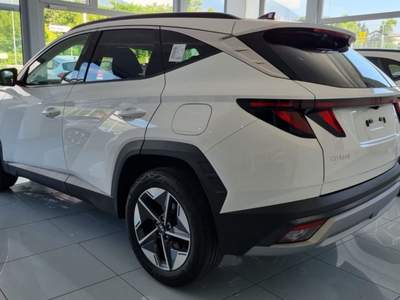 Hyundai Tucson 1.6 CRDI 48V DCT Business Bianco usata Trento
