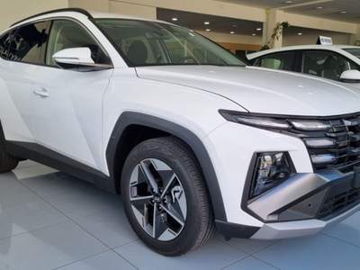 Hyundai Tucson 1.6 CRDI 48V DCT Business Bianco usata Trento