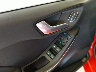 Ford Fiesta 1.1 75 CV GPL 5 porte Titanium Rosso usata Occhiobello