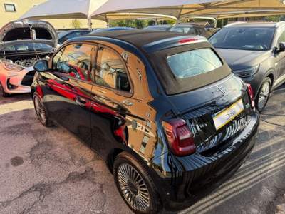 Fiat 500 Icon Cabrio 42 kWh " NEOPATENTATI"" Nero usata Roma