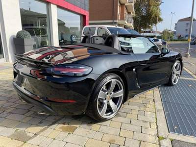 Porsche 718 2.0 300 CV PDK NAVI-CONNECT PLUS-APP CONN-CAM-20" Nero usata Alba