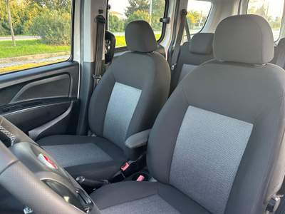 Fiat Doblò Fiat Doblo AUTOCARRO 5 POSTI N1 1.3-95CV Euro 6 Bianco usata Altedo