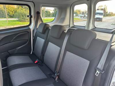 Fiat Doblò Fiat Doblo AUTOCARRO 5 POSTI N1 1.3-95CV Euro 6 Bianco usata Altedo