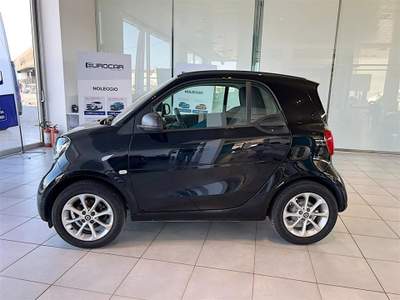 Smart ForTwo 1.0 70cv twinamic Passion Nero usata Polignano a Mare