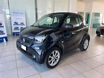 Smart ForTwo 1.0 70cv twinamic Passion Nero usata Polignano a Mare