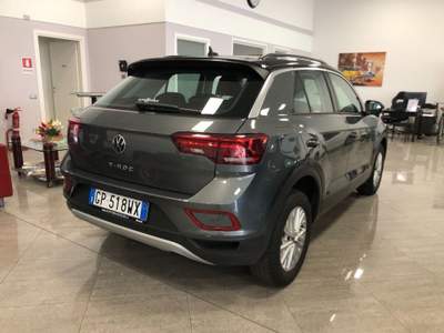 Volkswagen T-Roc 1.5 TSI ACT DSG Life Grigio usata Bareggio