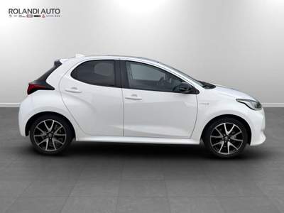 Toyota Yaris 1.5h Lounge Bianco usata Casale Monferrato