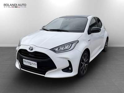 Toyota Yaris 1.5h Lounge Bianco usata Casale Monferrato