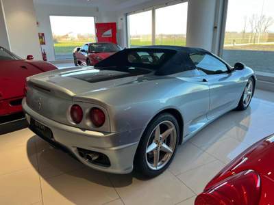 Ferrari 360 Spider F1 Grigio usata Calvatone