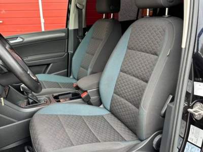 Volkswagen Touran 1.5 TSI DSG R-LINE Nero usata Castelnuovo Rangone