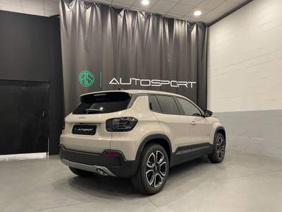 Jeep Avenger 1.2 MHEV e-Hybrid Turbo Summit Beige usata Leini