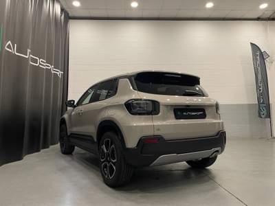 Jeep Avenger 1.2 MHEV e-Hybrid Turbo Summit Beige usata Leini