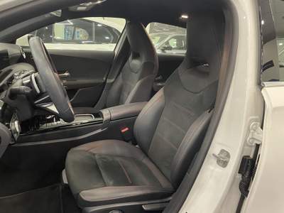 Mercedes-Benz Classe A A 200 Automatic Premium Plus AMG Line Bianco usata Leini